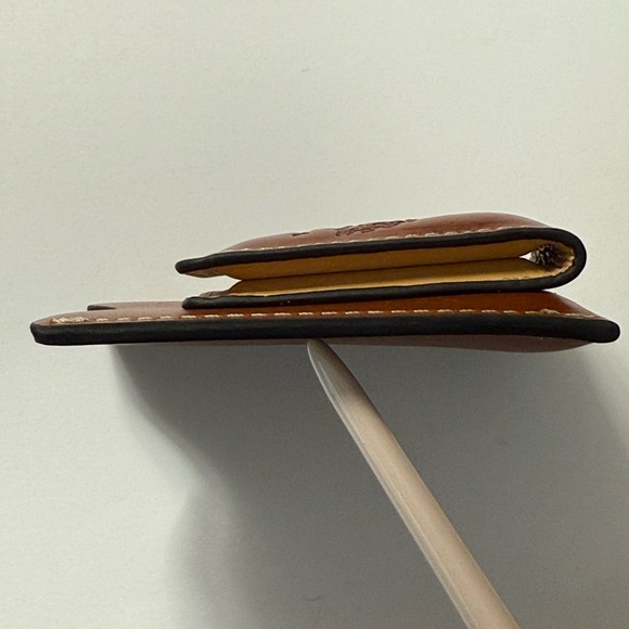 Barrington Original Money Clip in Harness Leather with box - Picture 7 of 7